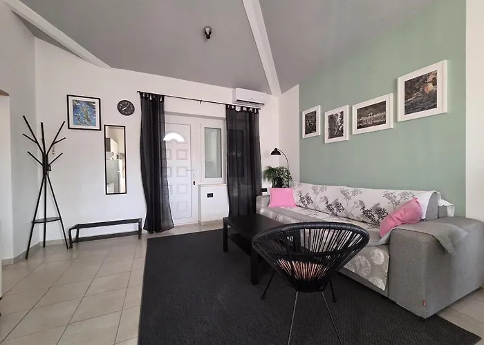 The Lovely Loft * Cres